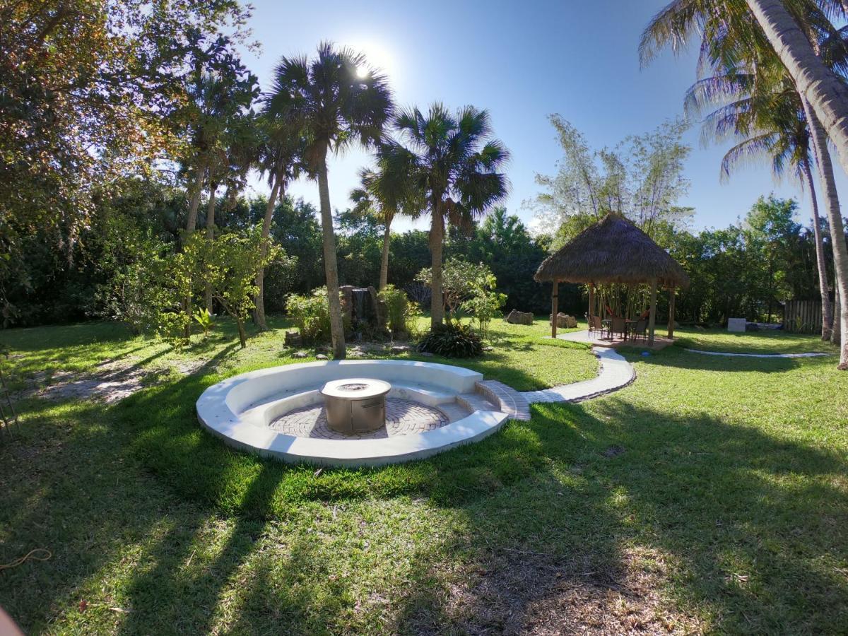 Jupiter Waterfalls - Newly Updated - Tiki Hut, Fire Pit, Kitchen, Pool Heater And More Eksteriør bilde